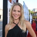 Apparition TV : Julie Benz